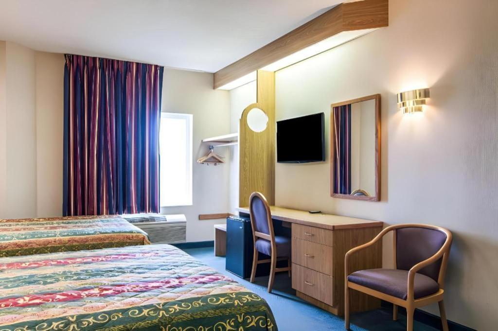 Rodeway Inn Salem Exteriör bild