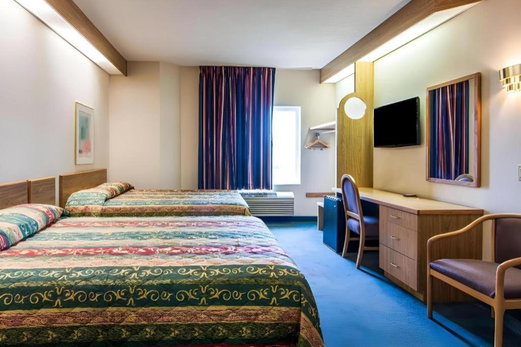 Rodeway Inn Salem Exteriör bild