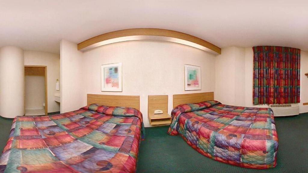 Rodeway Inn Salem Exteriör bild