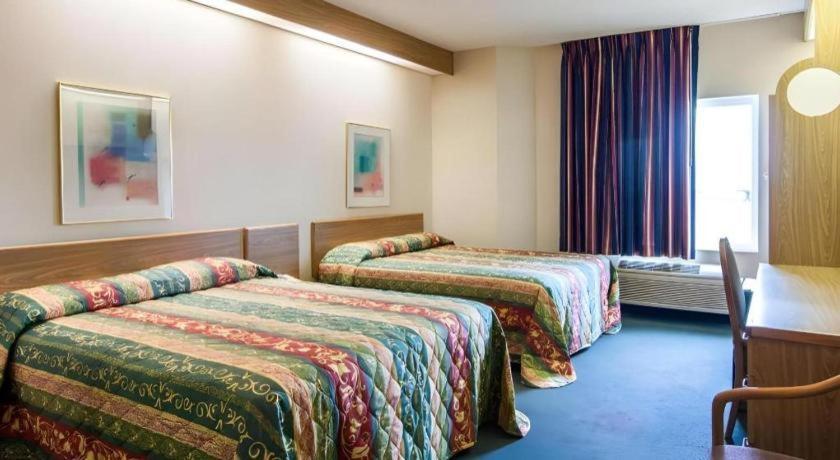 Rodeway Inn Salem Exteriör bild